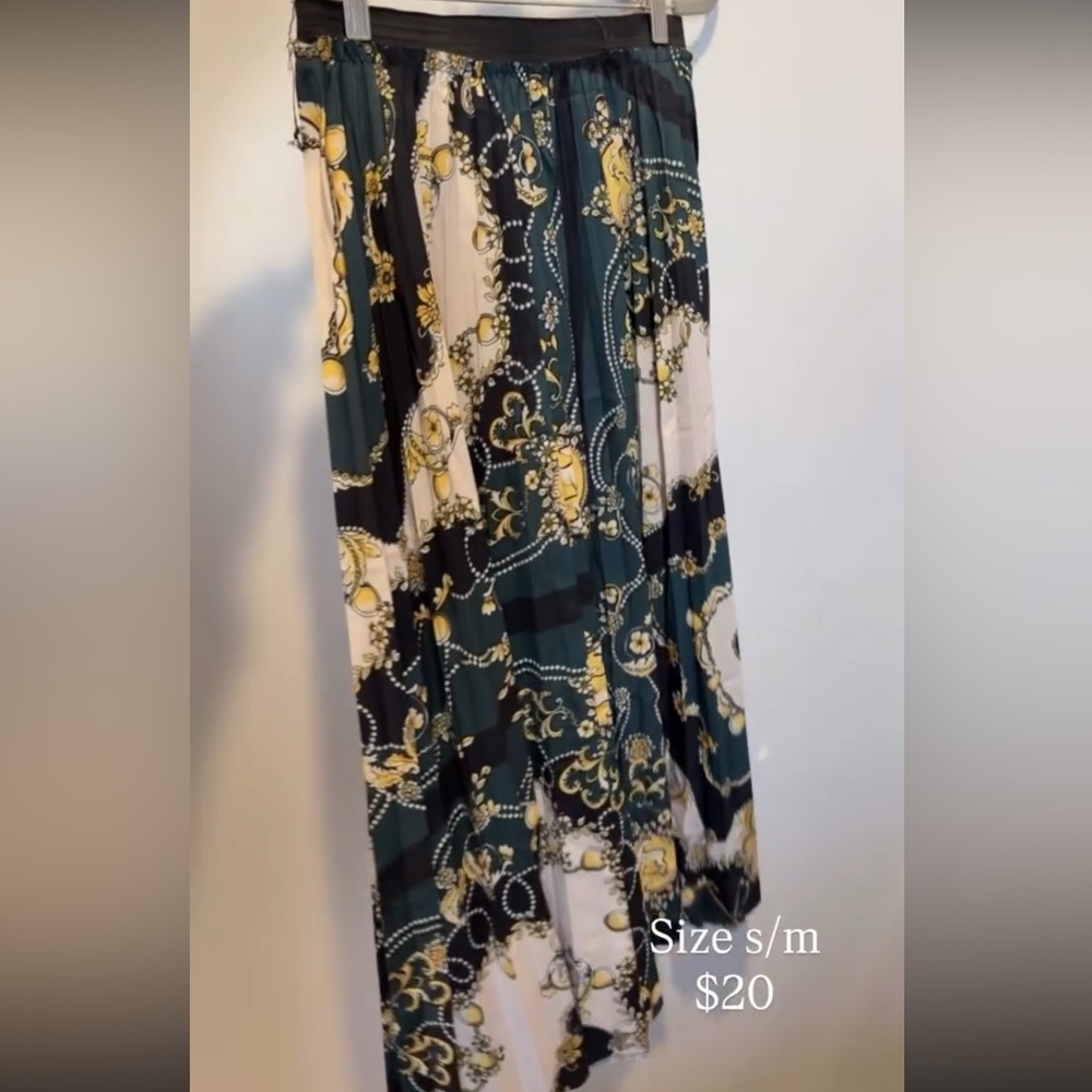 Elegant Black green and Yellow Patterned Midi Skirt